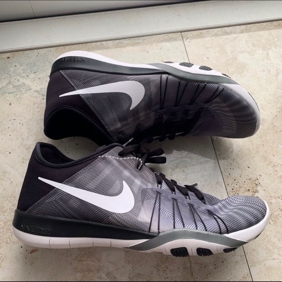 Nike Shoes - Women’s Nike Free TR 6 Size 8.5 (NEW)